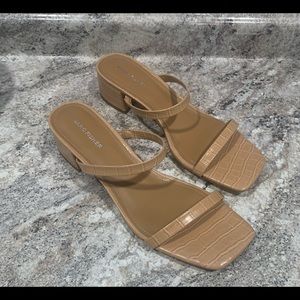 Marc Fisher Croco Embossed Heeled Sandals - Caylon Size 10M